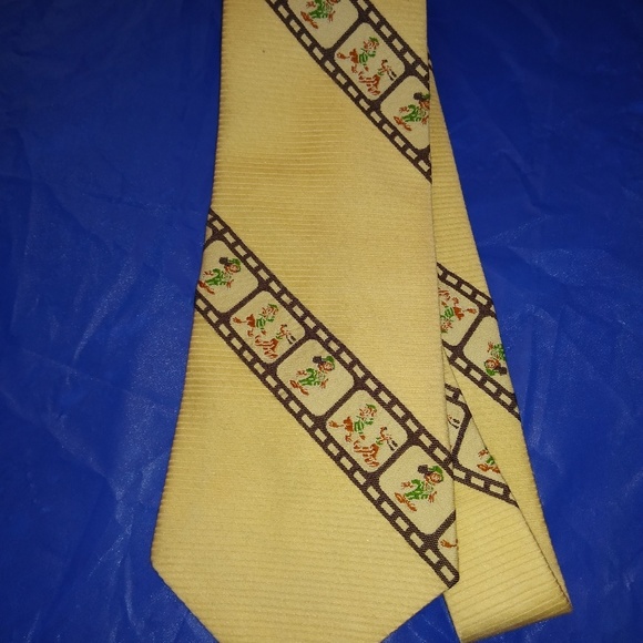 Tie - Picture 6 of 8